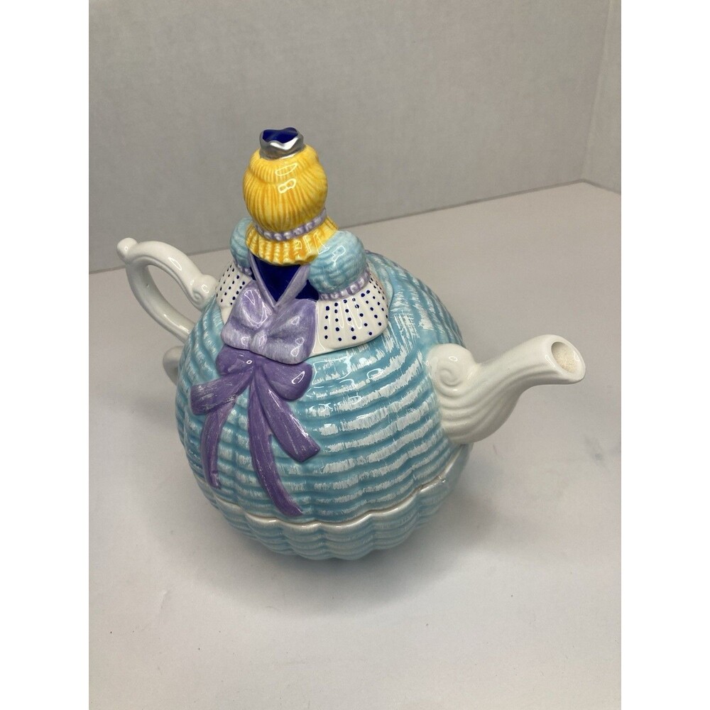 Retired Dept 56 Cinderella Storybook Ceramic Tea Pot And Cup In One 13327 W/Box - Picture 4 of 9